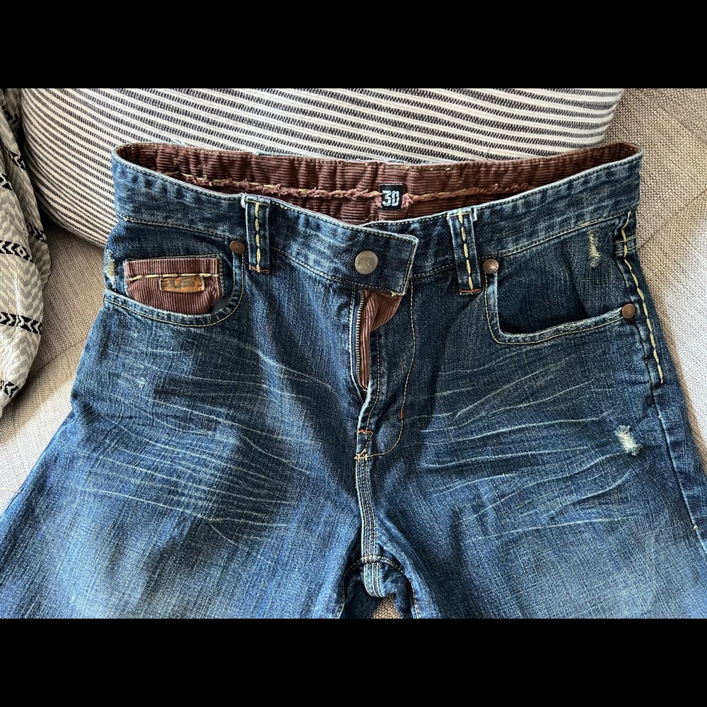 RUSTY stylish distressed jeans 30x30